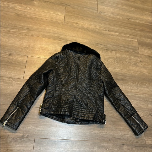 Dex vegan leather jacket - detachable faux fur - Picture 3 of 3